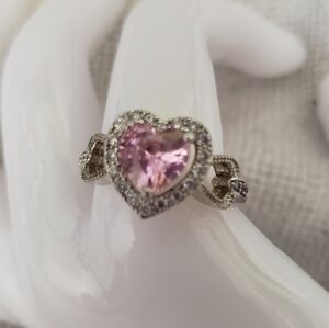 Amazon Collection Swarovski Pink Heart Ring Size 10.5